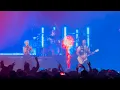 Download Lagu Sum 41 - Preparasi a Salire / Rise Up (live @ Scotiabank Arena, January 30, 2025, Final Show)