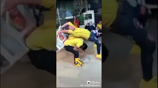 الفيديو ده روعه جدا اي حد يتفرج عليه يعمل لايك  الفيديو ده روعه جدا اي حد يتفرج عليه يعمل لايك