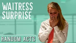 Strangers Tip a Waitress 4000 - Random Acts