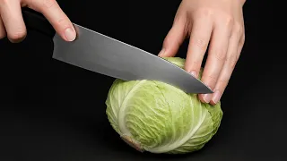mix tomatoes with cabbage the result is amazing 
