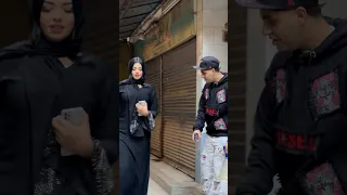 الأسود ع الأسد بيمنع الحسد 