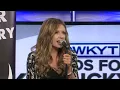 Carly Pearce performs Every Little Thing at WKYT