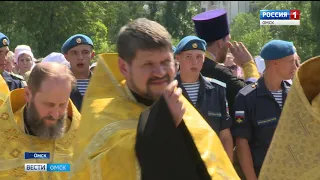 По Омску прошел крестный ход