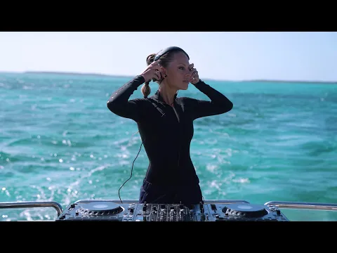 Download MP3 Nora En Pure - Purified 300  | Exumas, Bahamas