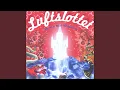 Download Lagu Luftslottet: Ensamma berget