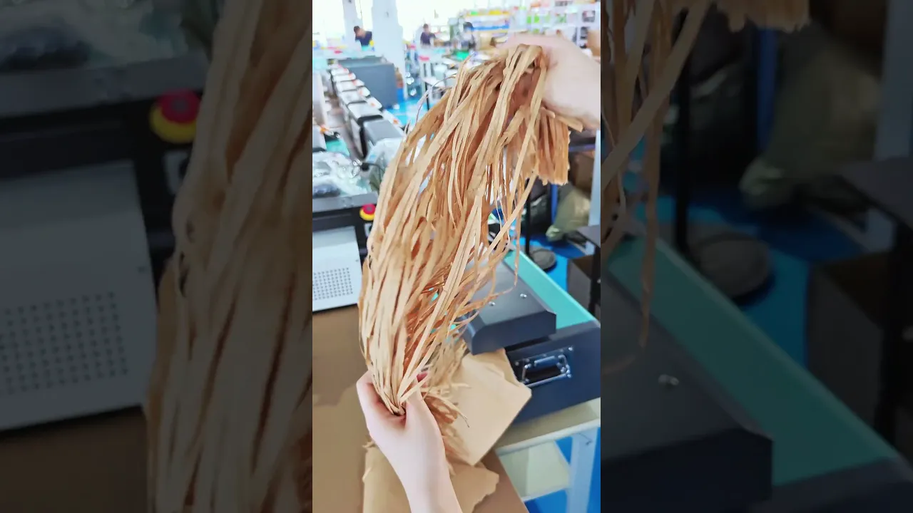 Diga adeus às vendas de papelão de baixo valor para reciclagem. Processe papelão parado em papel buffer prático com triturador-expansor de papelão.