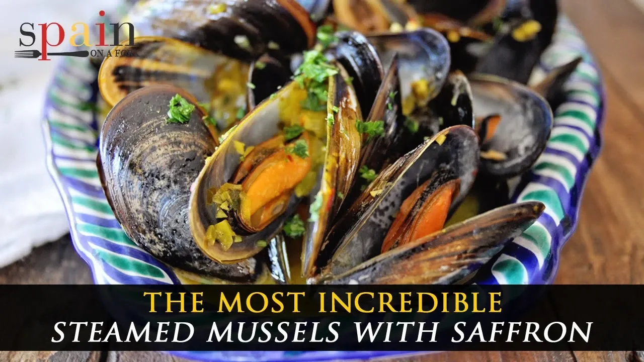 Steamed Mussels with Garlic Saffron Sauce