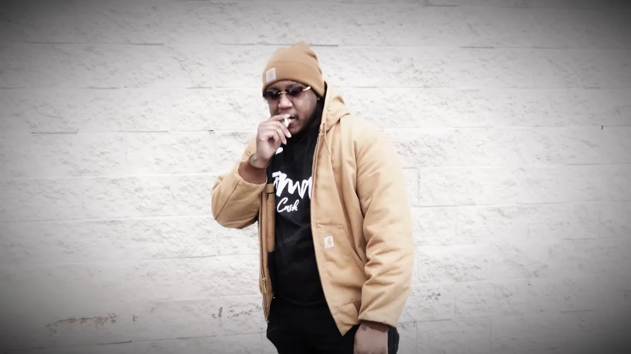 Gmac Cash - Cigarette (Official Video) Gmac Cash - Cigarette (Official Video)