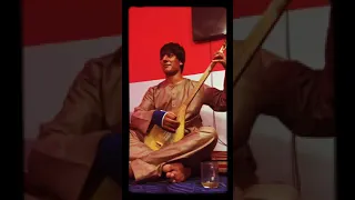 صحبت تشکانی ناله کدی شب تا سحر با غصه ها  نشینم دندنها
