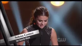 Download Selena Gomez - Young Hollywood Awards MP3