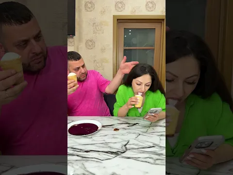 That’s not how you eat ice cream!😂