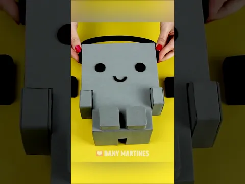Robozinho Carregador de Celular - Nostalgia Dany Martines