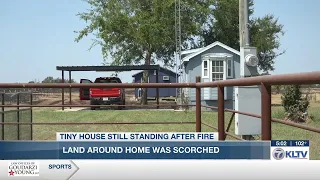 Tiny house still standing after Van Zandt County fire