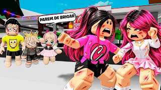 A ANA TOYS GAMES BRIGOU FEIO COM UMA PATRICINHA QUE BEIJOU O CORUJA NA ESCOLA DO BROOKHAVEN!