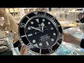 Download Lagu Op jacht naar nep-Rolex-horloges in Shenzhen Huaqiangbei, China