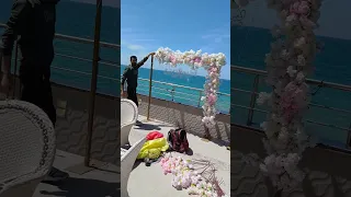 انت الحنان كله وانا الحضن الحنين 