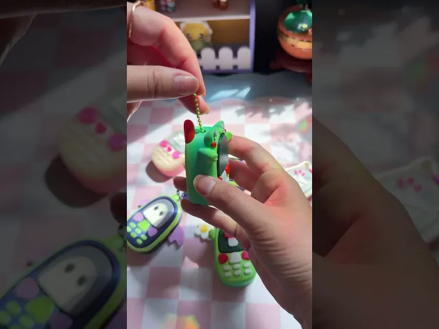 Cellphone clickers video thumbnail