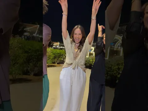 ⁨ ⁨ ⁨ ⁨ أكثر من مليون زين سمع الأغنية و شاف الفيديو كليب على اليوتوب 😍