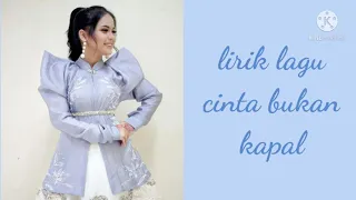 Download putri da lagu cinta bukan kapal (lirik) MP3