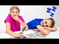 Download Lagu Maria Pretends to clean and other fun family videos