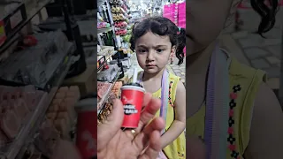 اغرب حمرة بالعالم  نشتري لماريا حمرة مكياج        دندنها