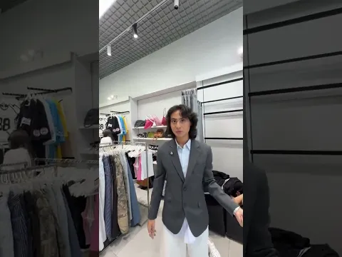 Че спит на рабочем месте