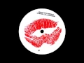 Download Lagu Lil Louis - French Kiss (Original Mix)