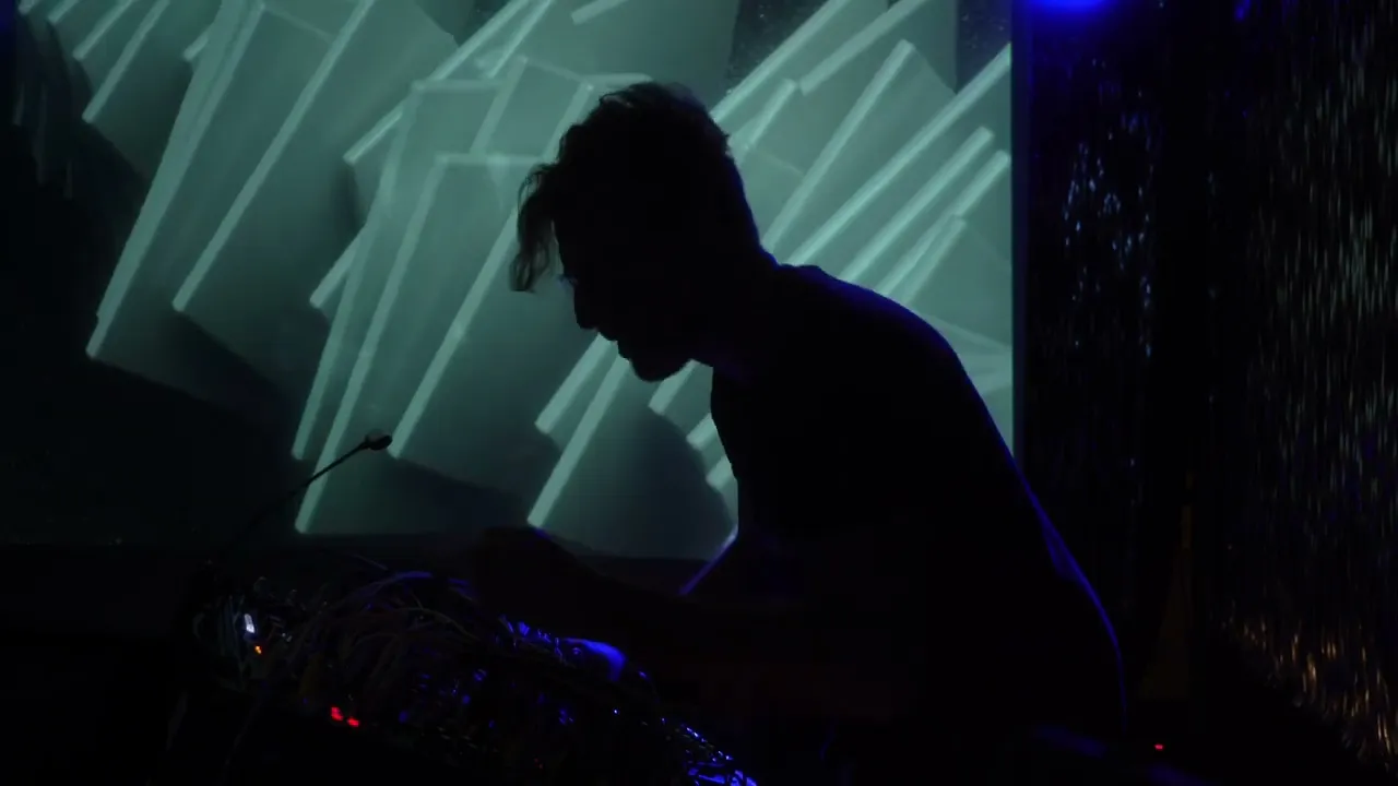 Live improv on modular synth [excerpts] - Bologna Modulare @ Magazzino Parallelo (Cesena)