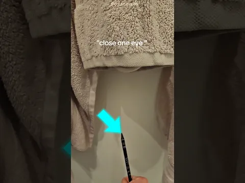 Don’t Watch This Pencil With One Eye 😱