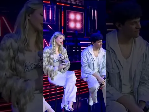 Hoje tem mais ao vivo e o nosso coração tá quentinho esperando a nossa loirinha favorita arrasar!
