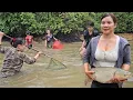 Download Lagu Full video: Girl changes car oil, harvests fish, takes care of sturgeon and drives a truck.