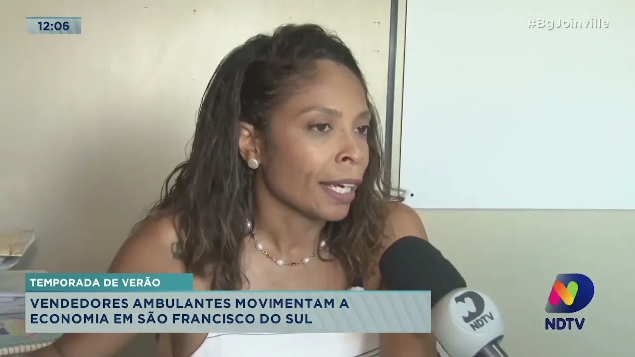 Temporada de verão: vendedores ambulantes movimentam a economia em São Francisco do Sul