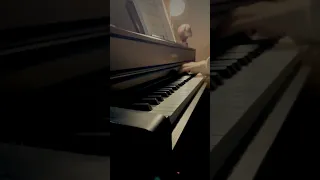 موسيقى بيانو   ذكريات لا تموت         بيانو  ذكريات لا تموت دندنها