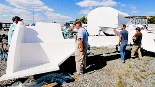 CATAMARAN BUILD – How Many Guys Does It Take To Carry A Transom? (MJ Sailing – Ep 210)