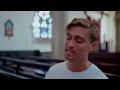 Rhys Lewis - The Middle (Live Performance)