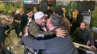 شوف رد فعل النجم حماده الليثي و عشه ابو فهد و سيكوهات من حضور الاناكوندا ديشا الغمراوي ع المسرح دندنها