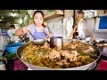 TOP 5 BEST THAI DISHES My Favorite Thai Food in Bangkok Thailand