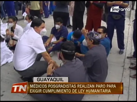 Médicos posgradistas realizan paro para exigir cumplimiento de ley humanitaria