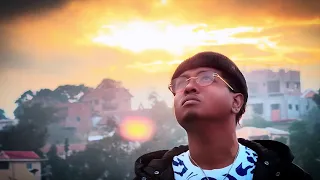 Tanjona Randrianarivelo Mbola Eto Aho Izao Official Music Video 