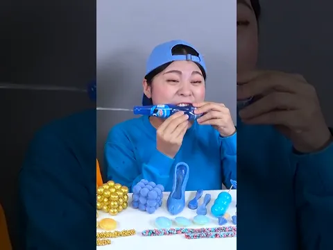 Gold Food VS Blue Food Challenge 금색 파란색 음식 챌린지