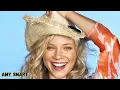 Amy Smart Tights Beachwear Bold styling Leg wear Airy outfits Chic Outfits