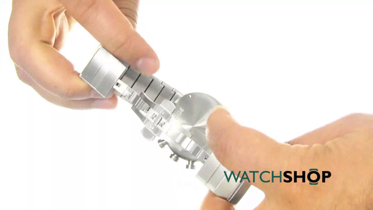 3 Reasons Watch Collectors Hate Movado. 