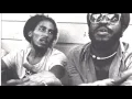 Download Lagu Ambush in the night - Bob Marley (LYRICS/LETRA)