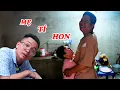 Download Lagu Gặp lại người mẹ tí hon duy nhất của Việt Nam sinh được con - ĐỘC LẠ BÌNH DƯƠNG