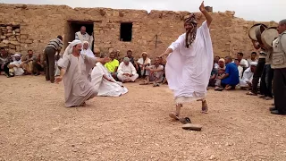 جديد النايلي رقصة على انغام الزرنة  روعه دندنها