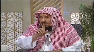 يستفتونك يدرس مادة اسمها النقد الأدبي وفيها مؤلف الكوميديا الإلهية هل يجوز الإجابة بما فيه 