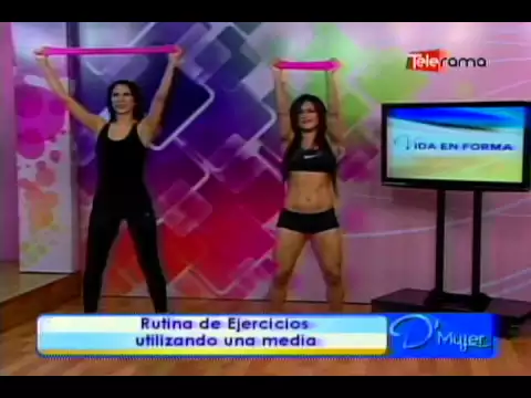 Rutina de ejercicios utilizando una media