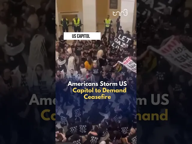 ⁣Americans storm the US Captiol demanding ceasefire.