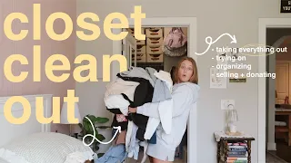 the annual CLOSET CLEAN-OUT: taking everything out, trying on, organizing, selling + donating 🌟