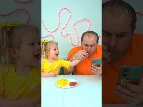 Dad bites baby’s gumball finger 🤣👼❤️✅🌈